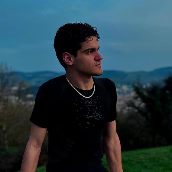 Jad - Prof de maths - Saint-Étienne