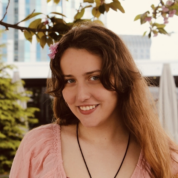 Ingrid - Profesor de Engleză - București