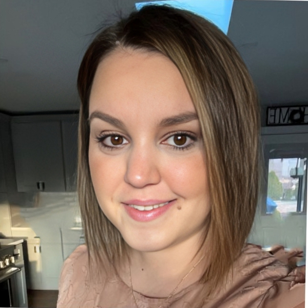 Hailey - Accounting tutor - Darwin