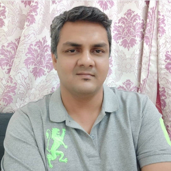 Ramesh - Maths tutor - Dubai