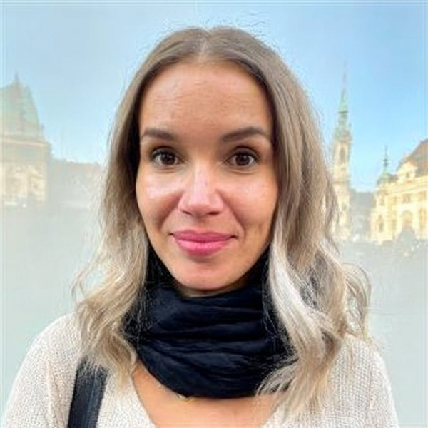 Justine - Computer programming tutor - €32/h