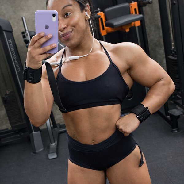 Alessandra - personal trainer - Sant'Ana do Livramento