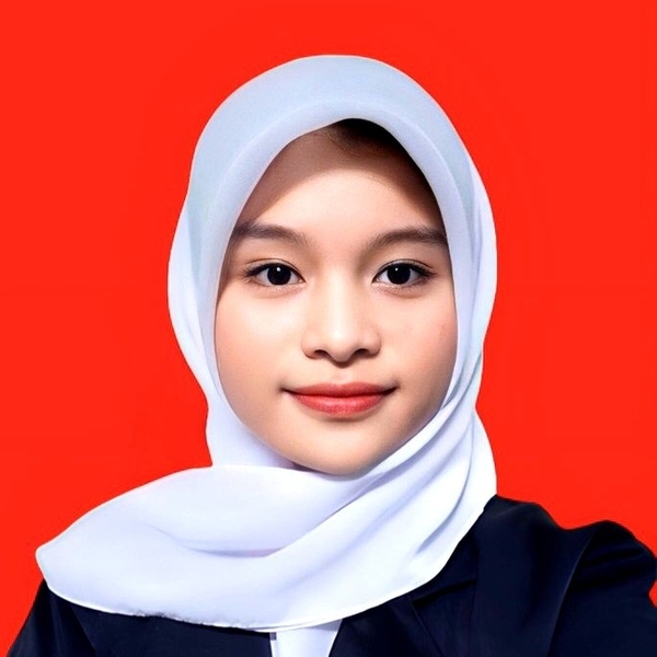 Amanda - Guru kimia fisika - 