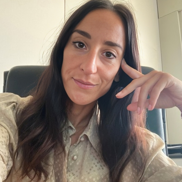 Laurel - Math tutor - Cardiff