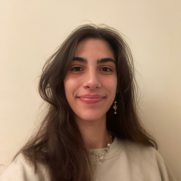 Lena - Physics tutor - Sydney