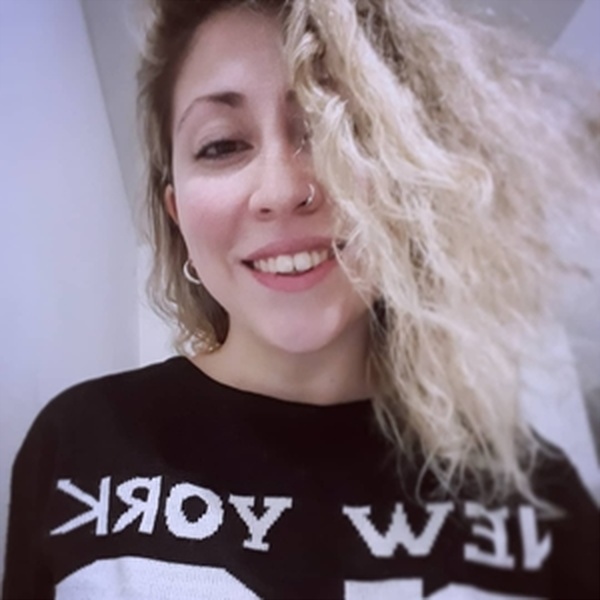 Cintia - Profesor matemática - Neuquén