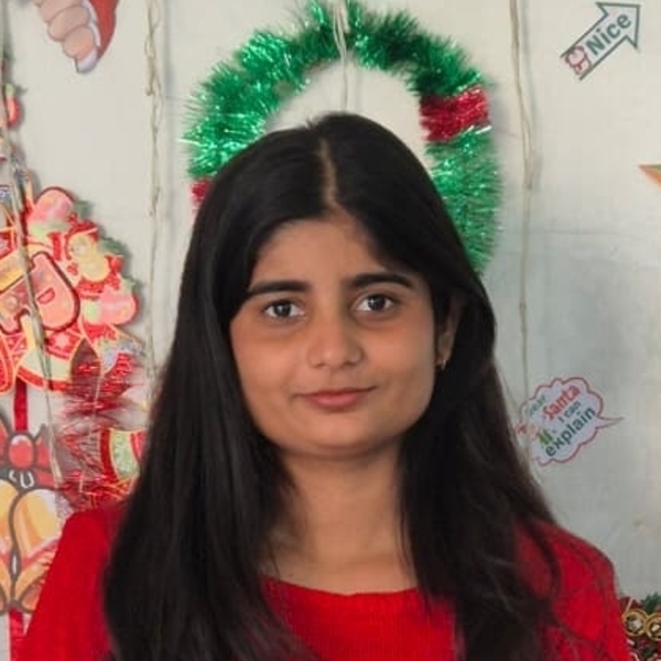 Khushi - Computer programming tutor - Nagpur