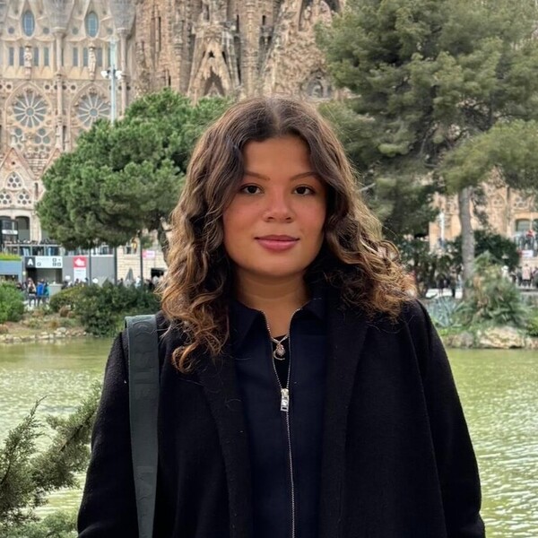 Joana - Professor de relaxamento - Queluz