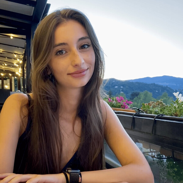 Alexia - Insegnante di aiuto compiti - Cadorago
