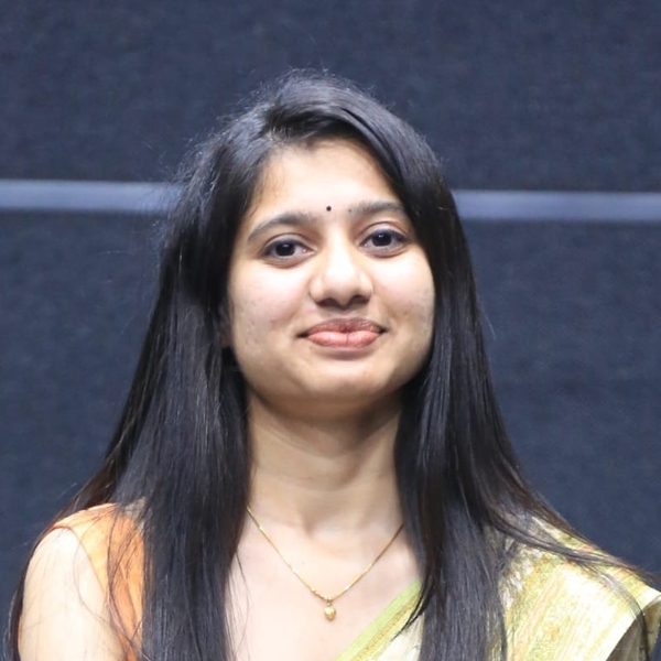 RucHika - Computer programming tutor - Noida