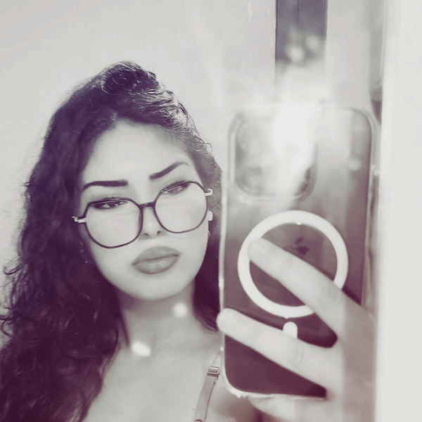 Salma - Prof d'arabe - Meknès