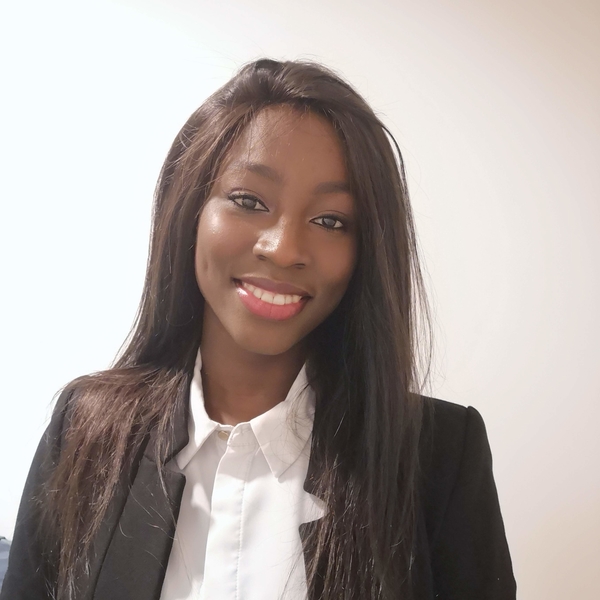 Absatou - Prof de maths - Bagneux