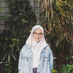 Evita Ambar - Guru kosa kata - bahasa inggris - Bandung Kidul
