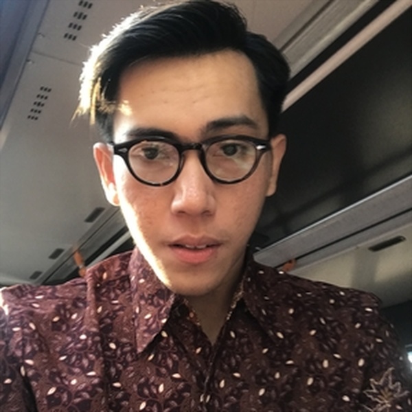 Genta - Guru sejarah - Menteng