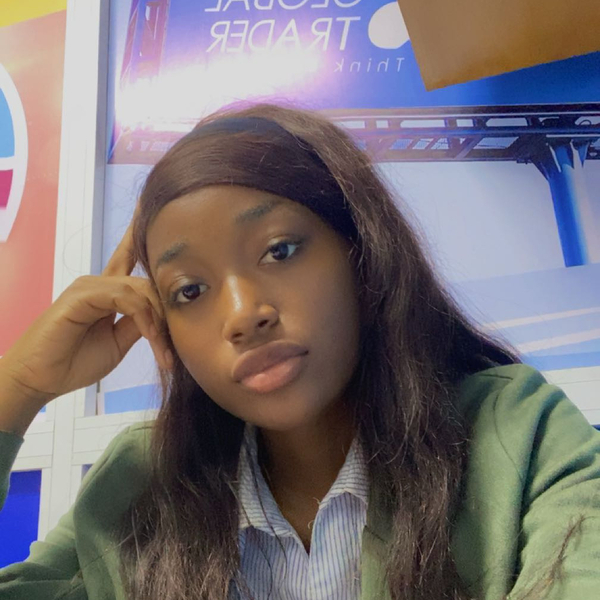 CHRISTELLE MAEVA - Prof de maths - Douala