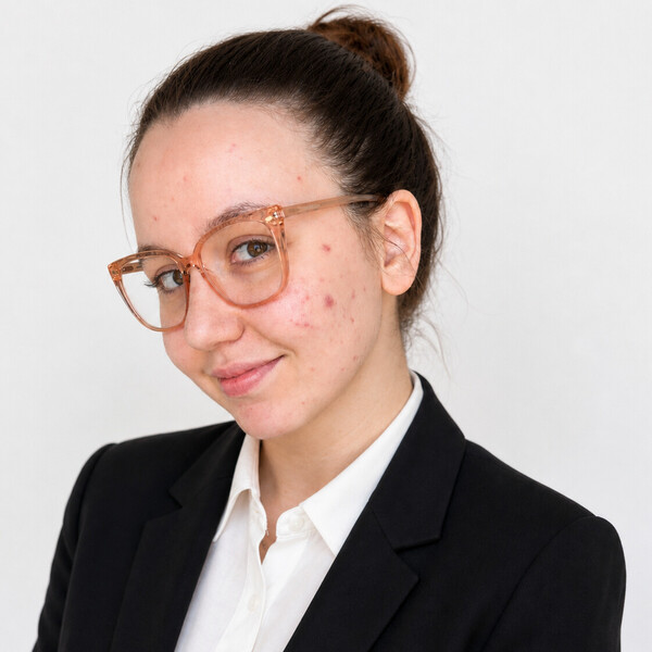 Zahira - Prof de français - Saint-Étienne