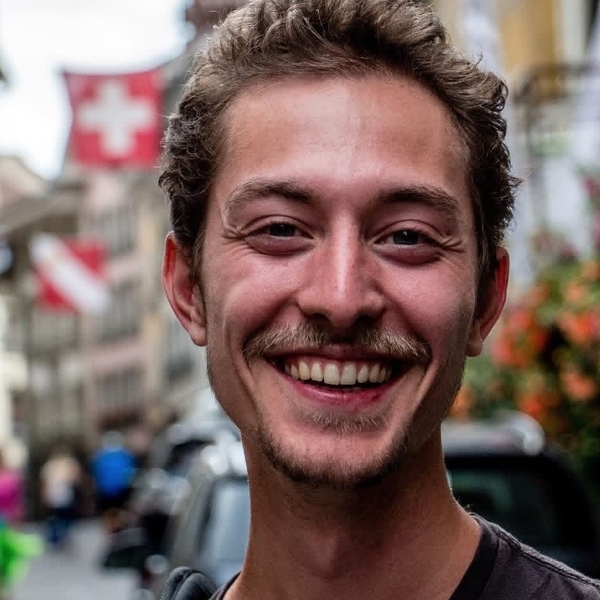 Enéa - Prof de maths - Lausanne