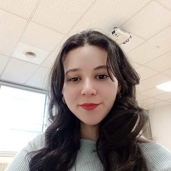 Yasmine - Prof d'anglais - Talence