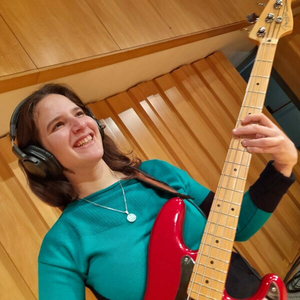 Cecilia - Profe de guitarra criolla - Villa Devoto