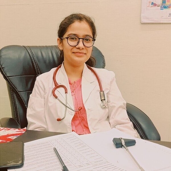 Areesha - English teacher - Aligarh