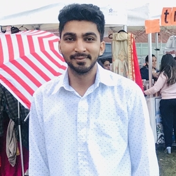 Varinder - Maths tutor - Seven Hills