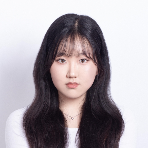 Yeonwoo - Korean teacher - London