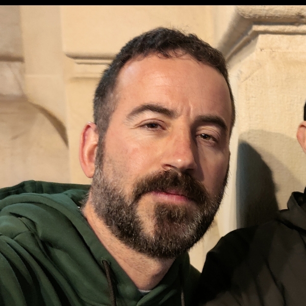 Felipe - Spanish tutor - Countryside