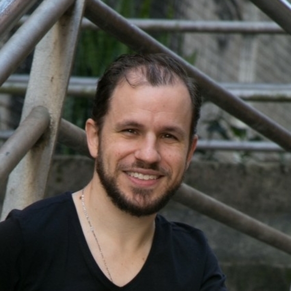 Giovanni - Prof de danças de salão - Cidade Baixa