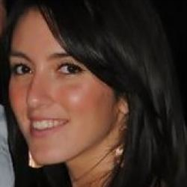 Roberta - Insegnante di aiuto compiti - Casoria
