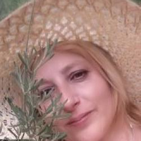 Rosanna - Insegnante di letteratura - Messina