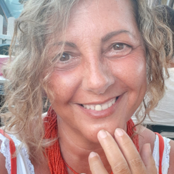 Nadia - Insegnante di ragioneria - Genova