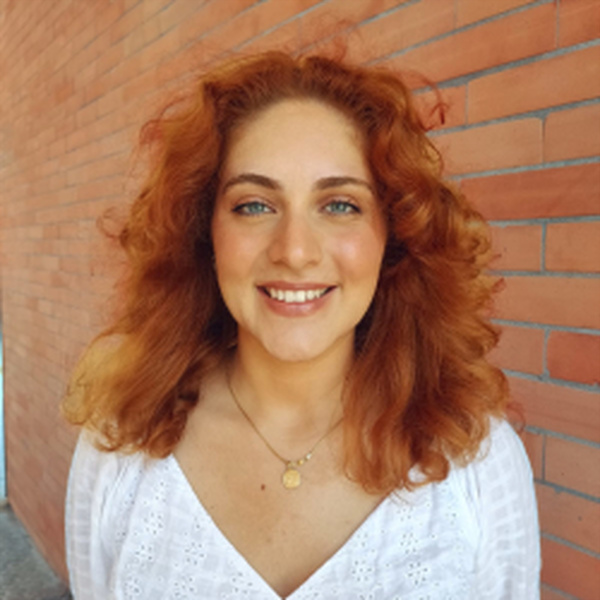 Azzurra - Insegnante di aiuto compiti - Pesaro