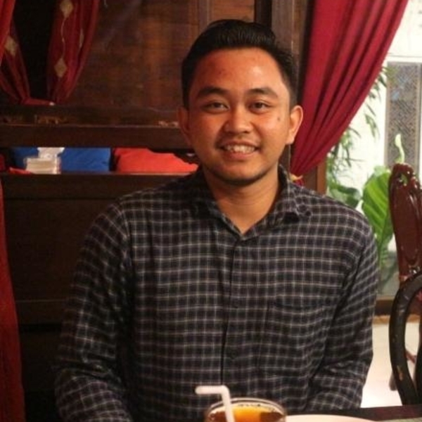 Dikey Putra - Prof matematika - Kecamatan Mulyorejo