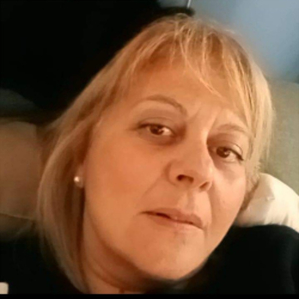 Maria Giuseppina - Insegnante di letteratura - Milano
