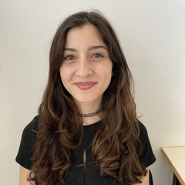 Alessandra - Insegnante di aiuto compiti - Castiglione