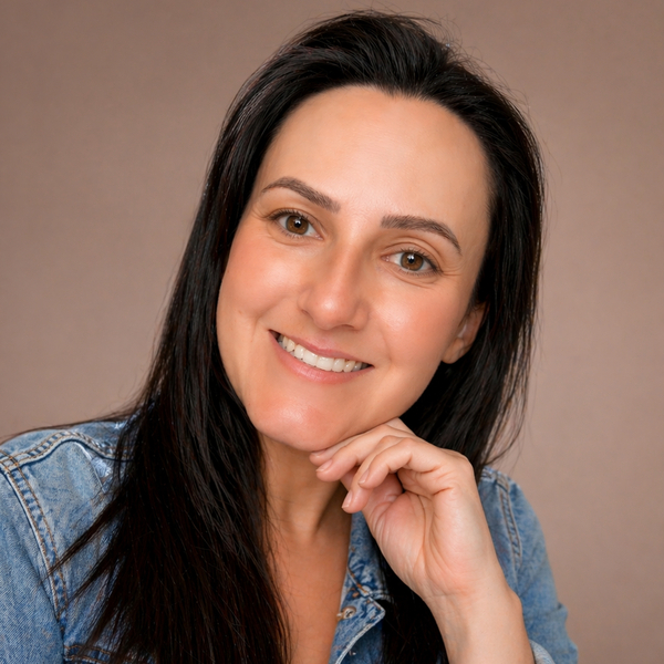 Fernanda - Professor de português para estrangeiros - Nucleo Habitacional Papa Joao Paulo I