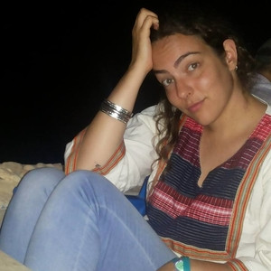 Yasna - Prof d'arabe - Liège