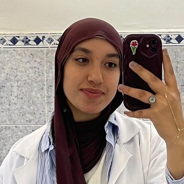 Fatimaezzahraa - Prof de maths - Tétouan