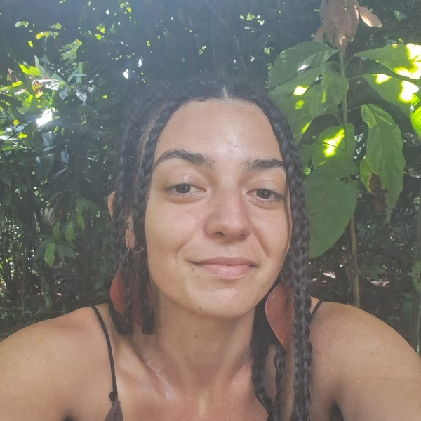 Camila - Professor de inglês - Ilhéus