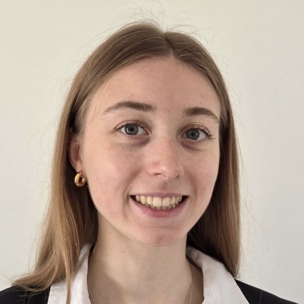 Manon - Prof de maths - Esvres