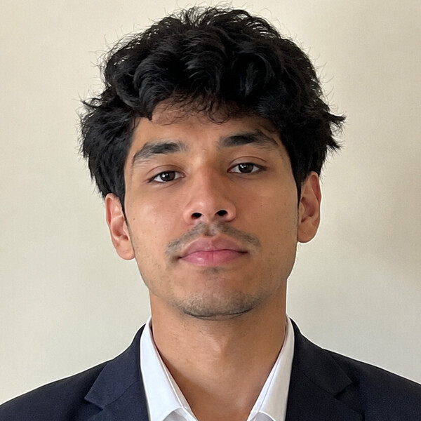 Mukul - Chemistry teacher - New Delhi