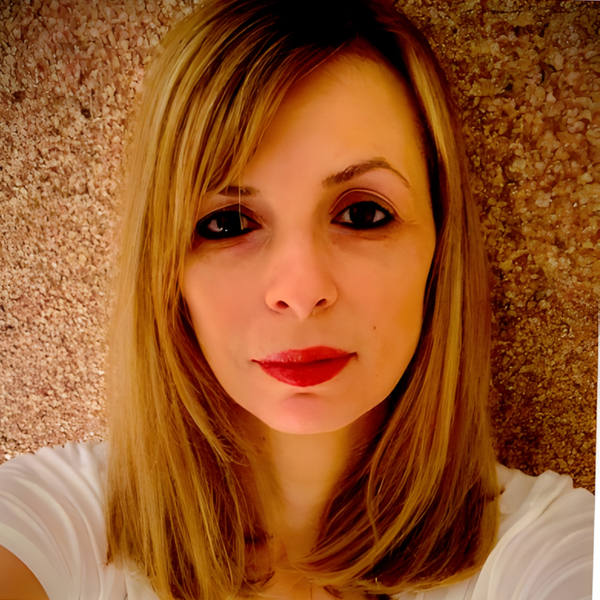 Chloe - Spanish tutor - Townsville