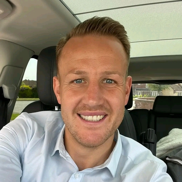 Amos - Driving tutor - Blackpool