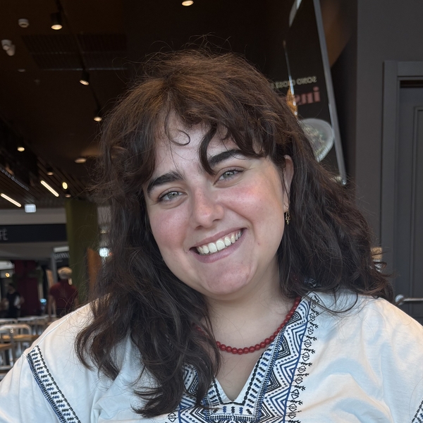 Elisa - Insegnante di aiuto compiti - Milano