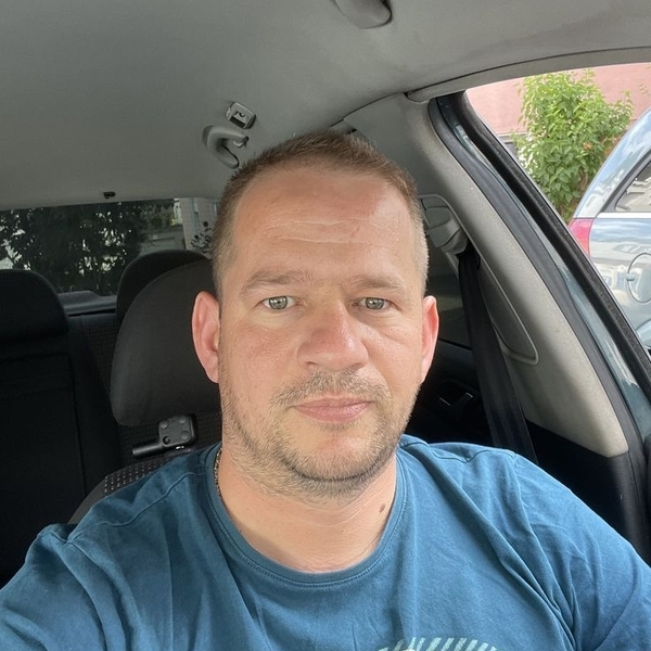 Maxwell - Driving tutor - Dubai