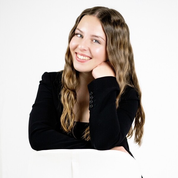 Justine - Prof d'aide aux devoirs - Magny-le-Hongre