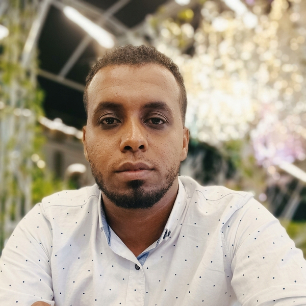 محمد - مدرس الرياضيات - لوسيل