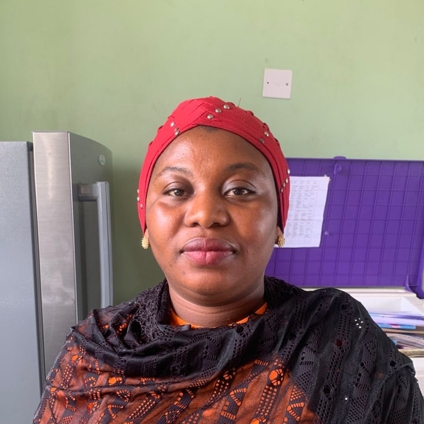 Iyonwu - French tutor - Ado