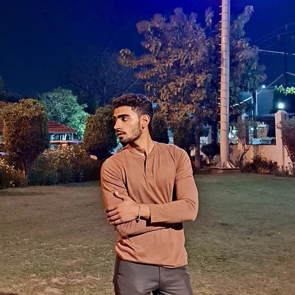 Aksh - Java tutor - Meerut