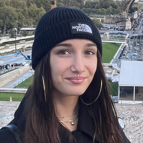 Amandine - Prof de français - La Garde